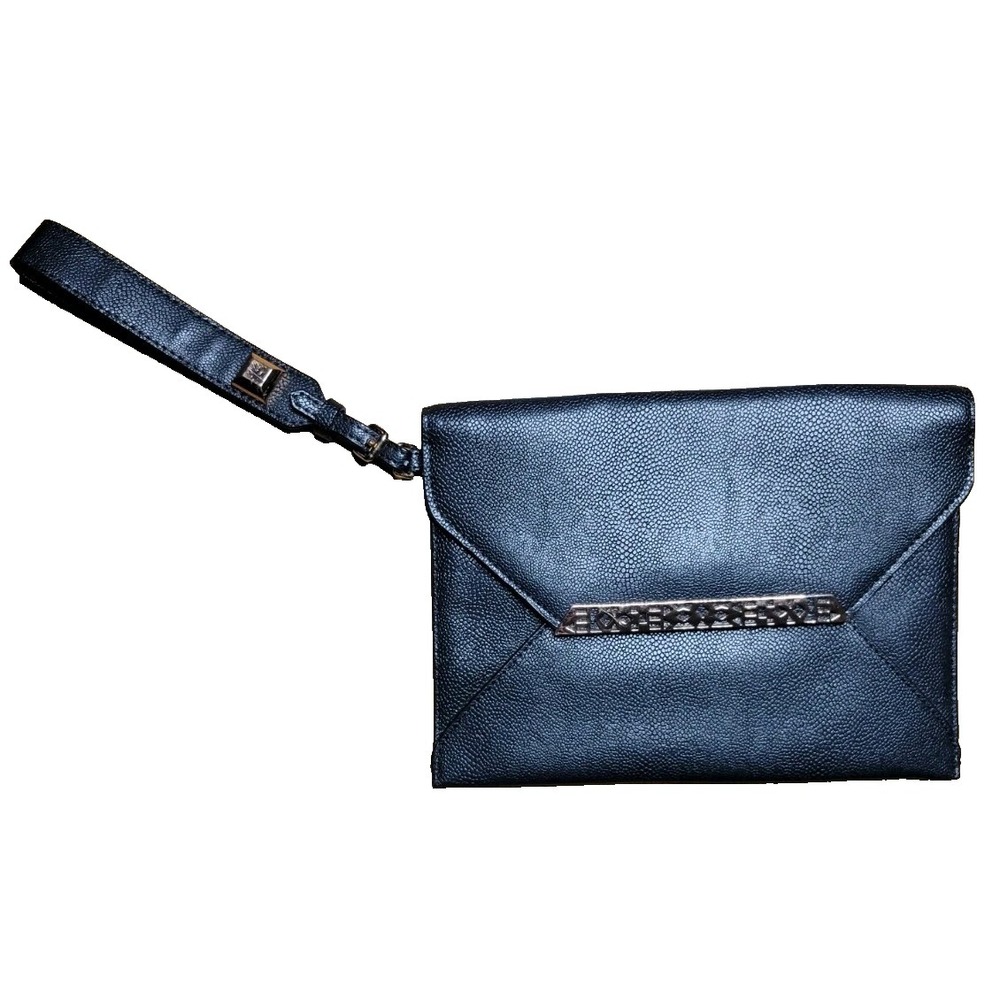 Stella & Dot Avalon envelope clutch wristlet in black with gold metal‎ accents